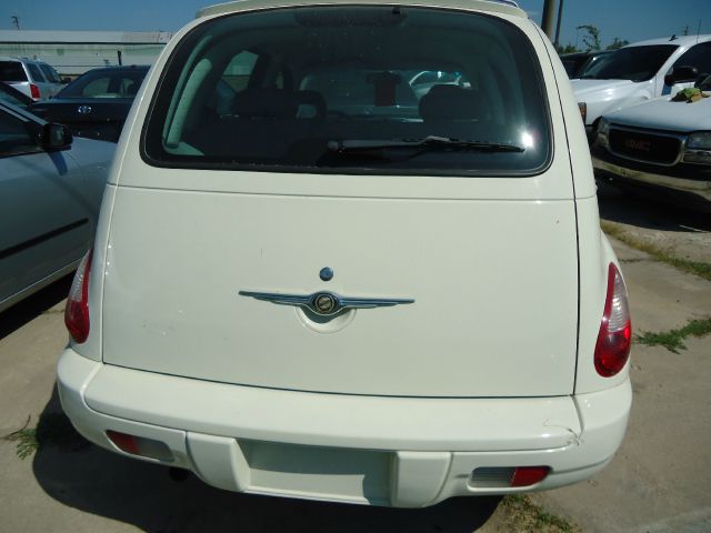 Chrysler PT Cruiser 2006 photo 2