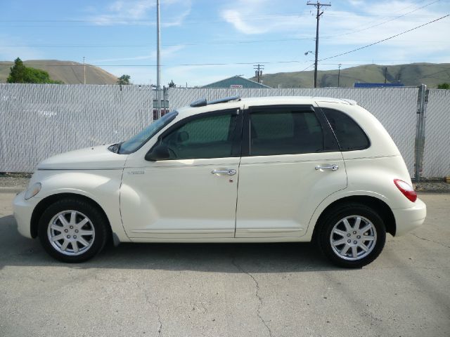 Chrysler PT Cruiser 2006 photo 19