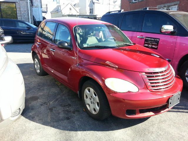 Chrysler PT Cruiser Base SUV
