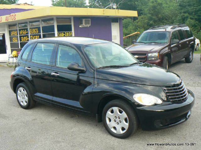Chrysler PT Cruiser Base SUV