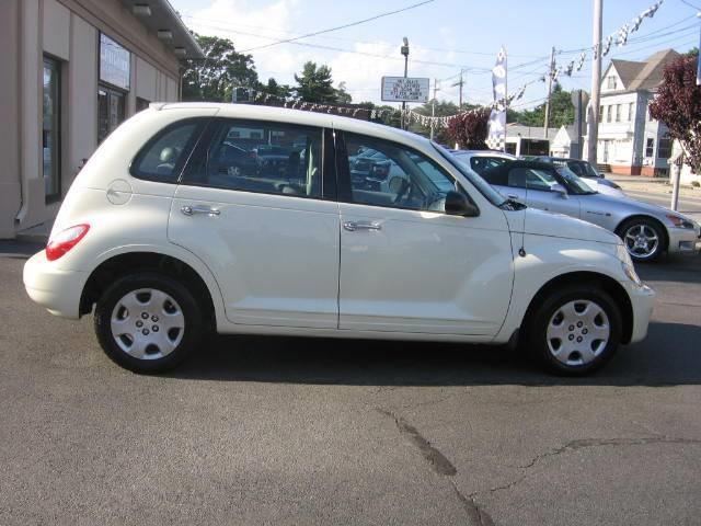 Chrysler PT Cruiser 2008 photo 1