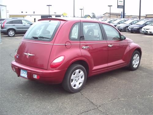 Chrysler PT Cruiser 2008 photo 2