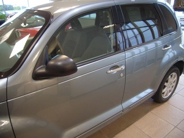 Chrysler PT Cruiser 2008 photo 2