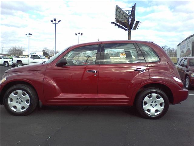 Chrysler PT Cruiser 2008 photo 2