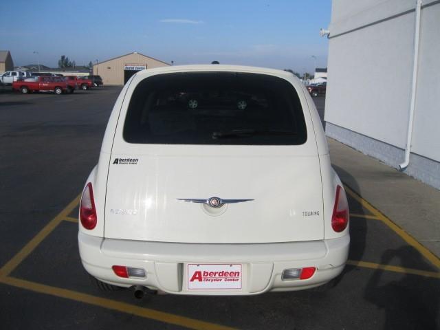 Chrysler PT Cruiser 2008 photo 2