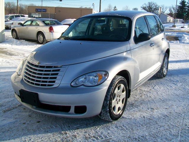 Chrysler PT Cruiser Base Sport Utility