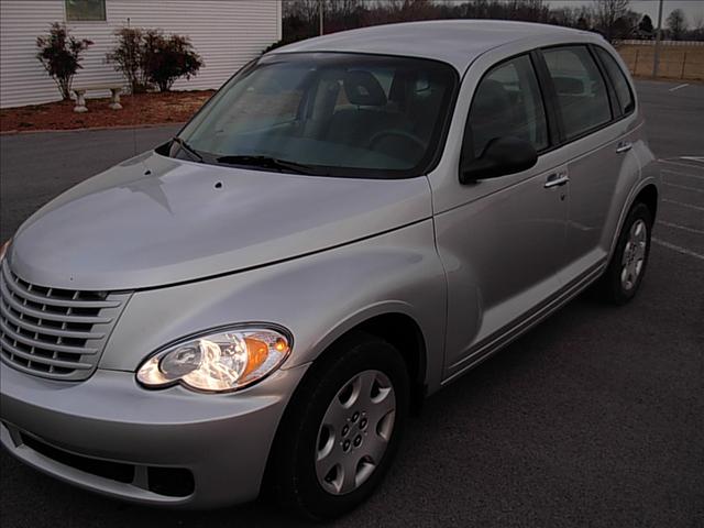 Chrysler PT Cruiser 2008 photo 2