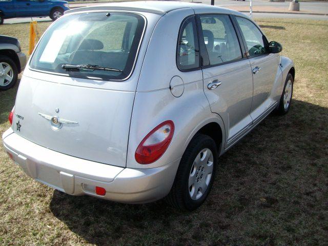 Chrysler PT Cruiser 2008 photo 2