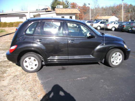 Chrysler PT Cruiser Base Sport Utility