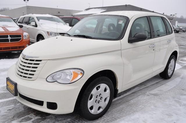Chrysler PT Cruiser 2008 photo 2