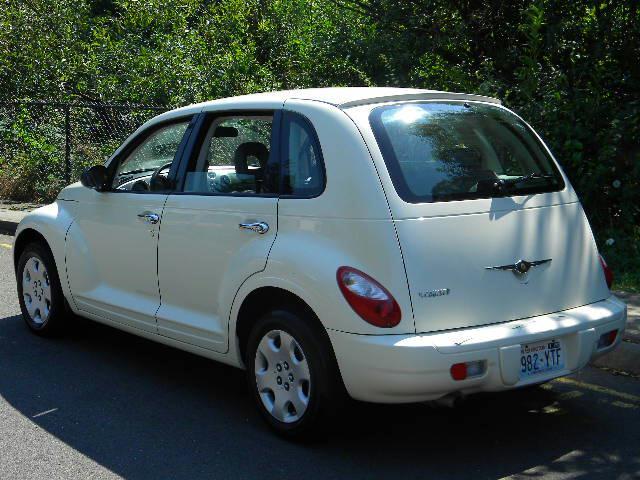 Chrysler PT Cruiser 2008 photo 2