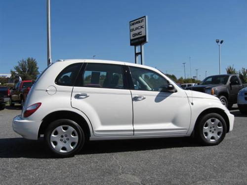 Chrysler PT Cruiser 2008 photo 2