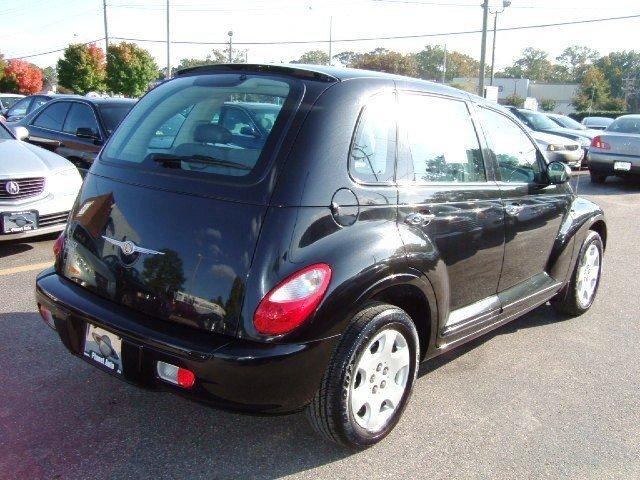 Chrysler PT Cruiser 2008 photo 2