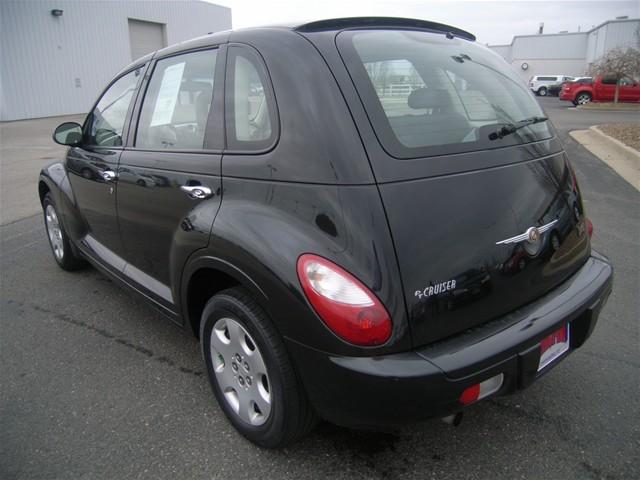 Chrysler PT Cruiser 2008 photo 2