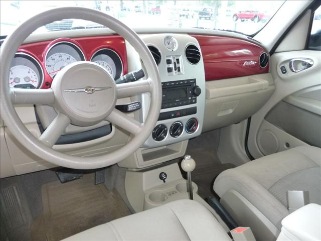Chrysler PT Cruiser 2009 photo 2