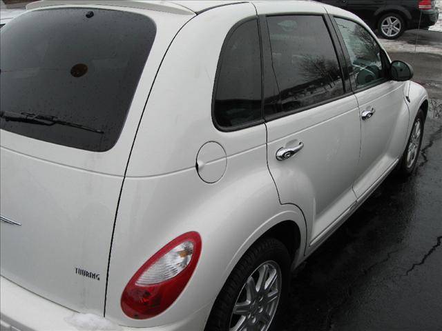 Chrysler PT Cruiser 2009 photo 2