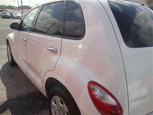 Chrysler PT Cruiser 2009 photo 2