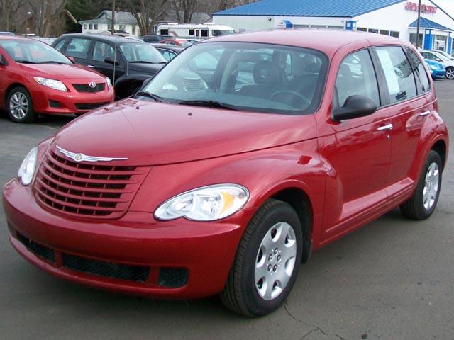 Chrysler PT Cruiser Base Sport Utility