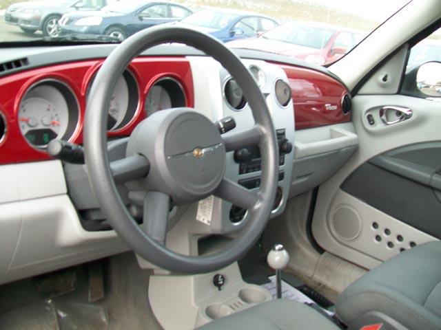 Chrysler PT Cruiser 2009 photo 2