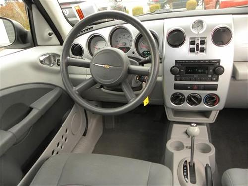 Chrysler PT Cruiser 2009 photo 2