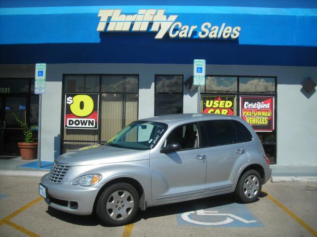 Chrysler PT Cruiser Base Sport Utility
