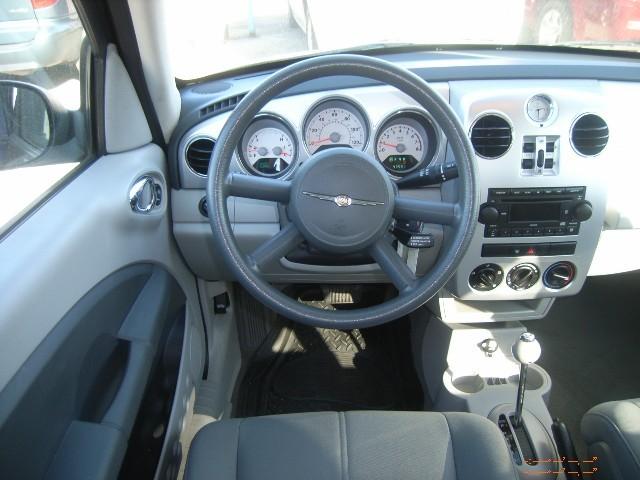 Chrysler PT Cruiser 2009 photo 2