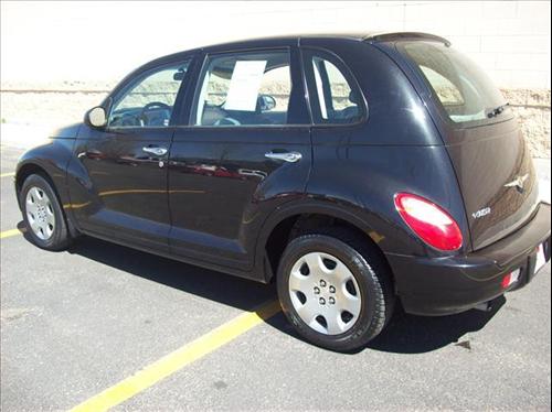 Chrysler PT Cruiser 2009 photo 2