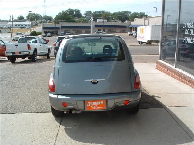 Chrysler PT Cruiser 2009 photo 2