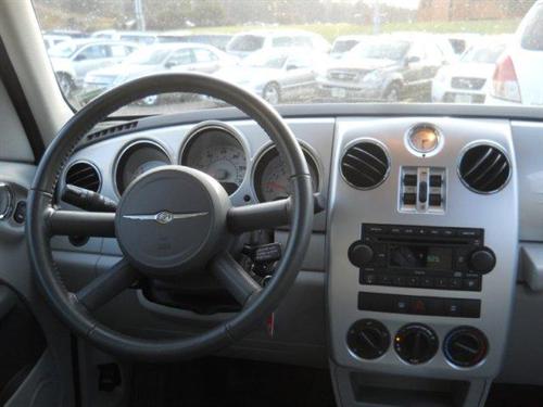Chrysler PT Cruiser 2010 photo 3