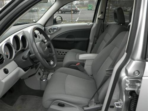 Chrysler PT Cruiser 2010 photo 1