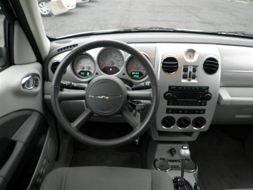 Chrysler PT Cruiser 2010 photo 3