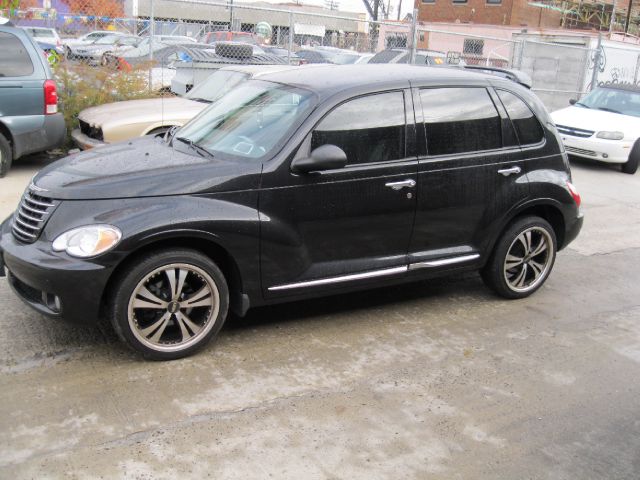 Chrysler PT Cruiser 2010 photo 1