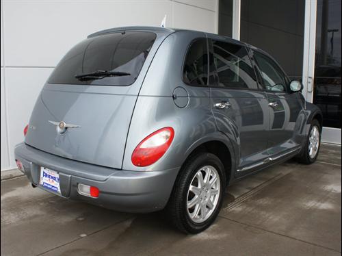 Chrysler PT Cruiser 2010 photo 1