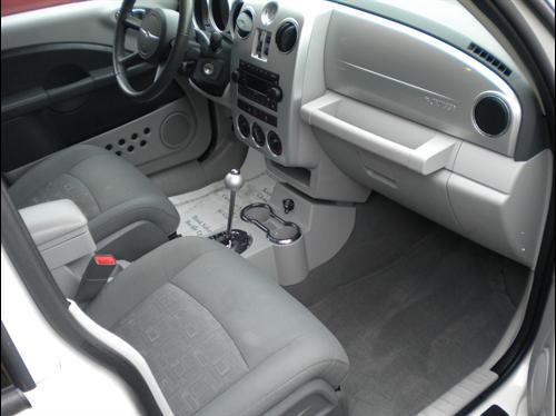 Chrysler PT Cruiser 2010 photo 5