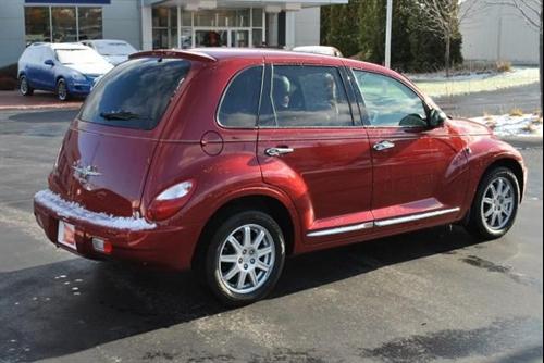 Chrysler PT Cruiser 2010 photo 2