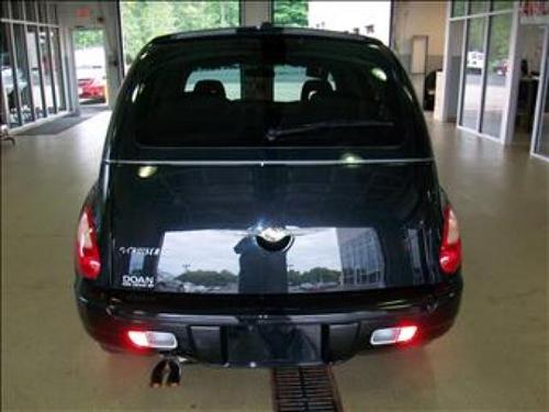 Chrysler PT Cruiser 2010 photo 1