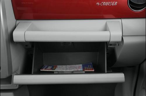 Chrysler PT Cruiser 2010 photo 2