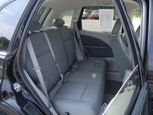 Chrysler PT Cruiser 2010 photo 1