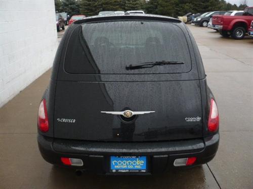 Chrysler PT Cruiser 2010 photo 2