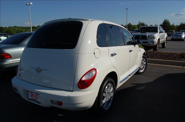 Chrysler PT Cruiser 2010 photo 4