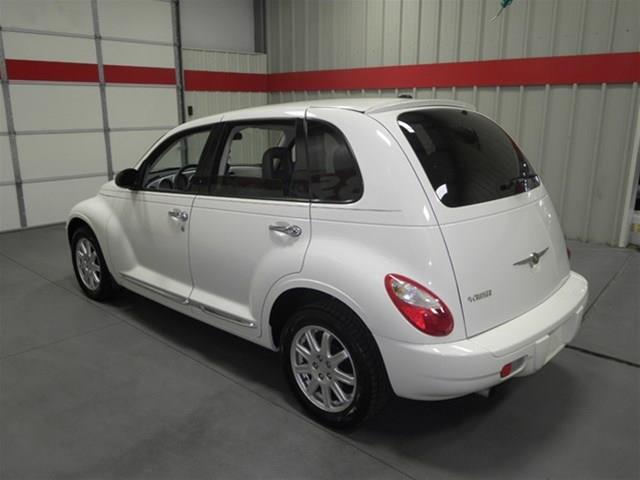 Chrysler PT Cruiser 2010 photo 3