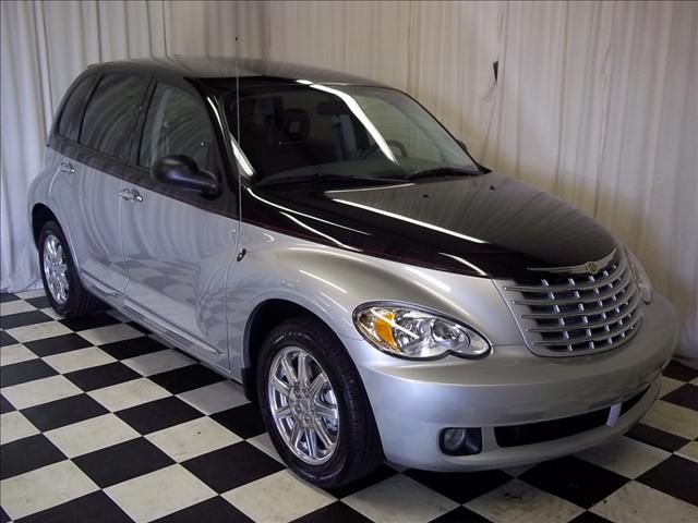 Chrysler PT Cruiser 2010 photo 2