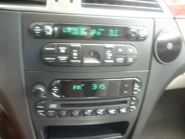 Chrysler Pacifica 2004 photo 1