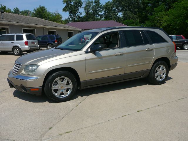 Chrysler Pacifica 2004 photo 1