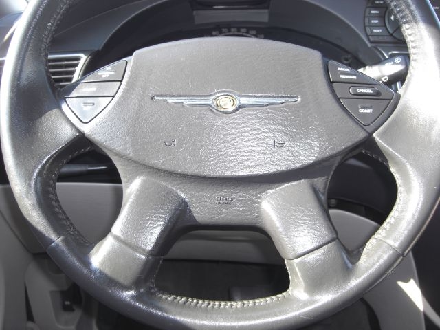 Chrysler Pacifica 2004 photo 3