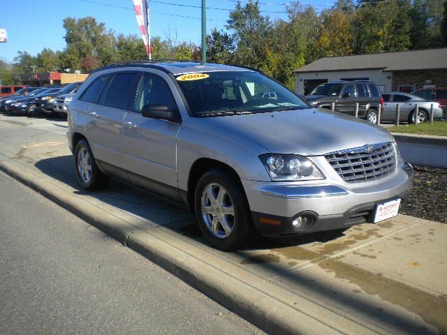 Chrysler Pacifica 2004 photo 2