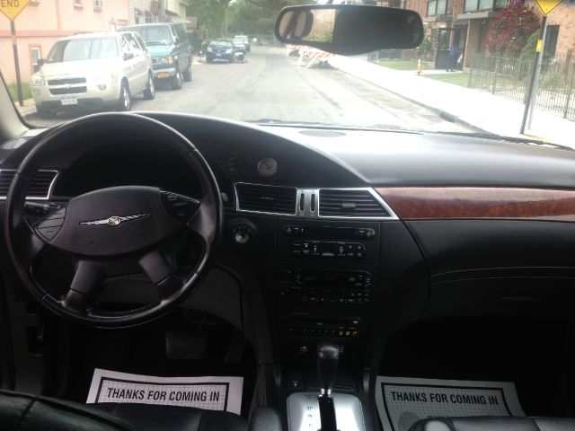 Chrysler Pacifica 2004 photo 2