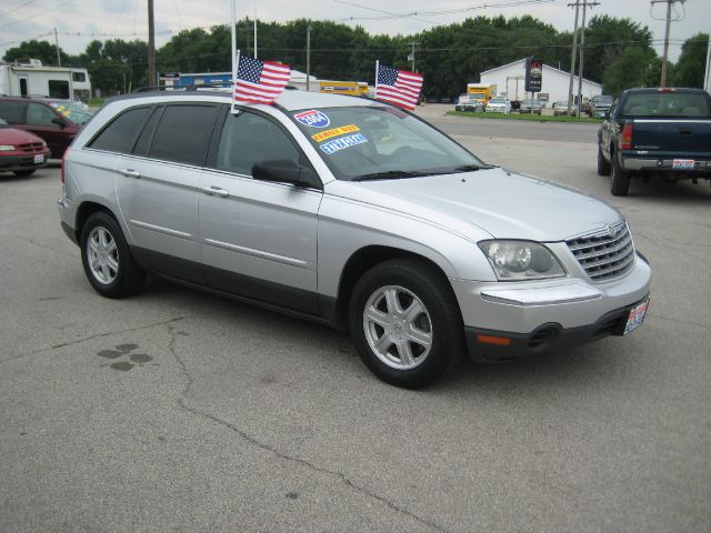 Chrysler Pacifica 2004 photo 1