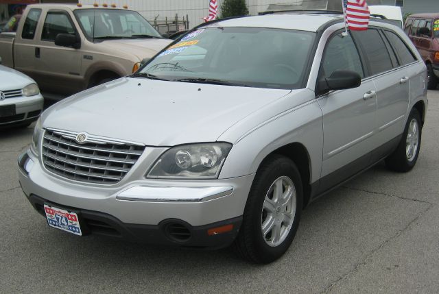 Chrysler Pacifica 2004 photo 2