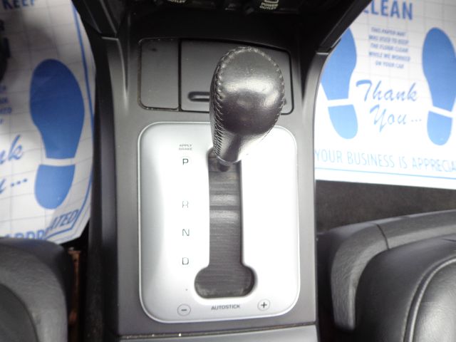 Chrysler Pacifica 2004 photo 2